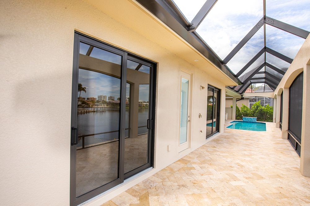 Oakbrook Cape Marco IV Outdoor Living