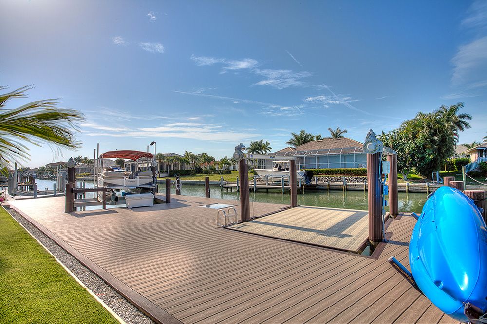 Oakbrook Cape Marco I Dock